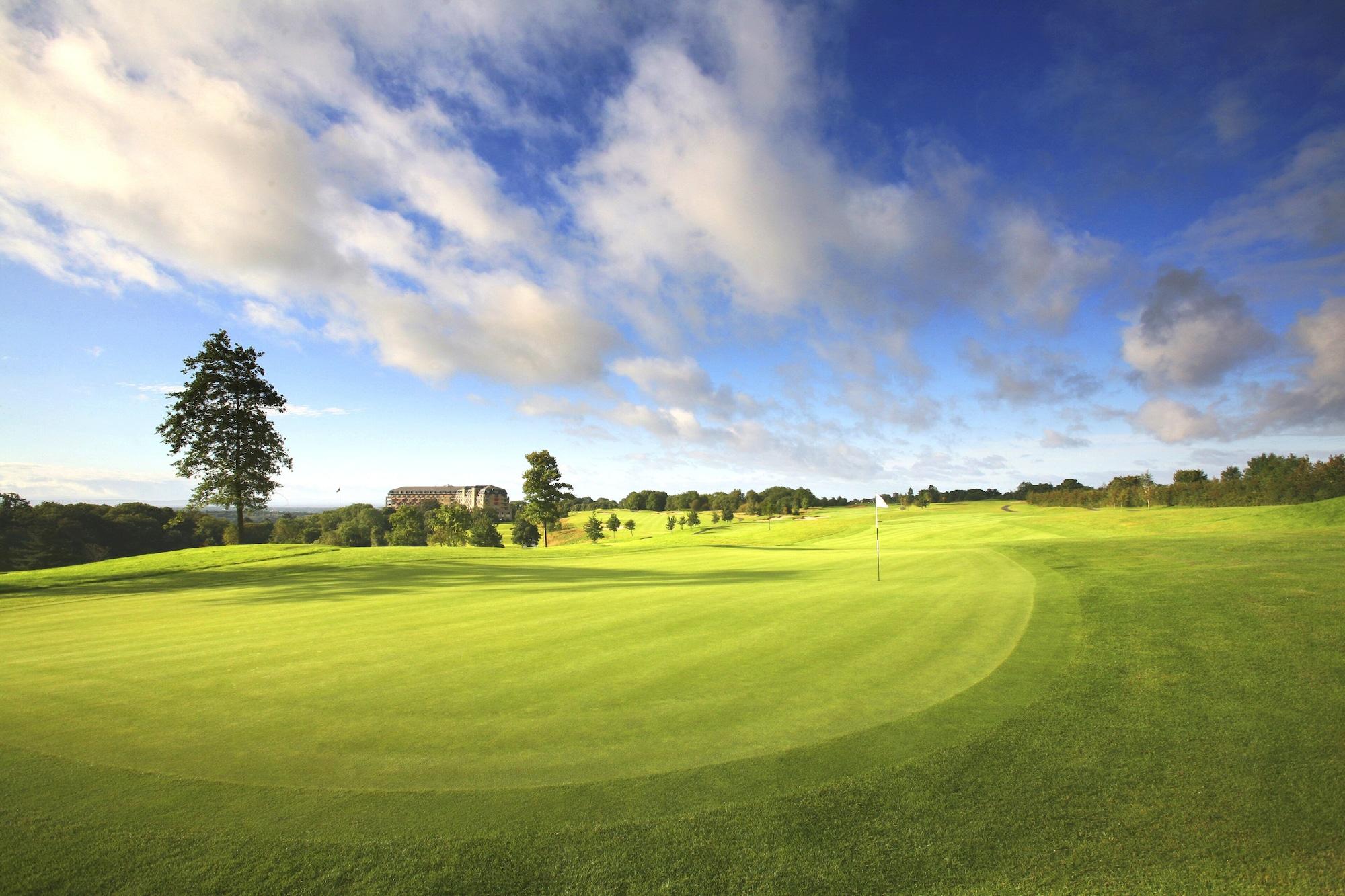 The Celtic Manor Resort Newport  Exterior foto The 18th fairway